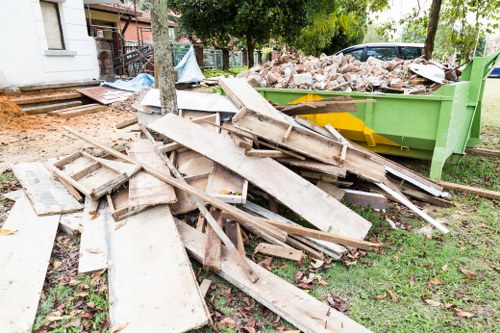 Eco-friendly waste disposal with builders skip hire